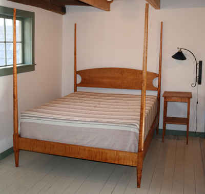 curly maple pencil post bed